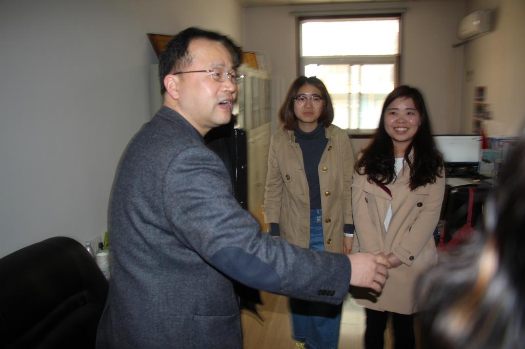 校党委书记何光彩赴365英国上市官方网站调研